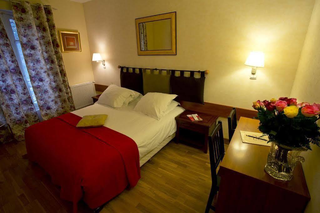 Hostellerie Du Lys Lamorlaye Dış mekan fotoğraf